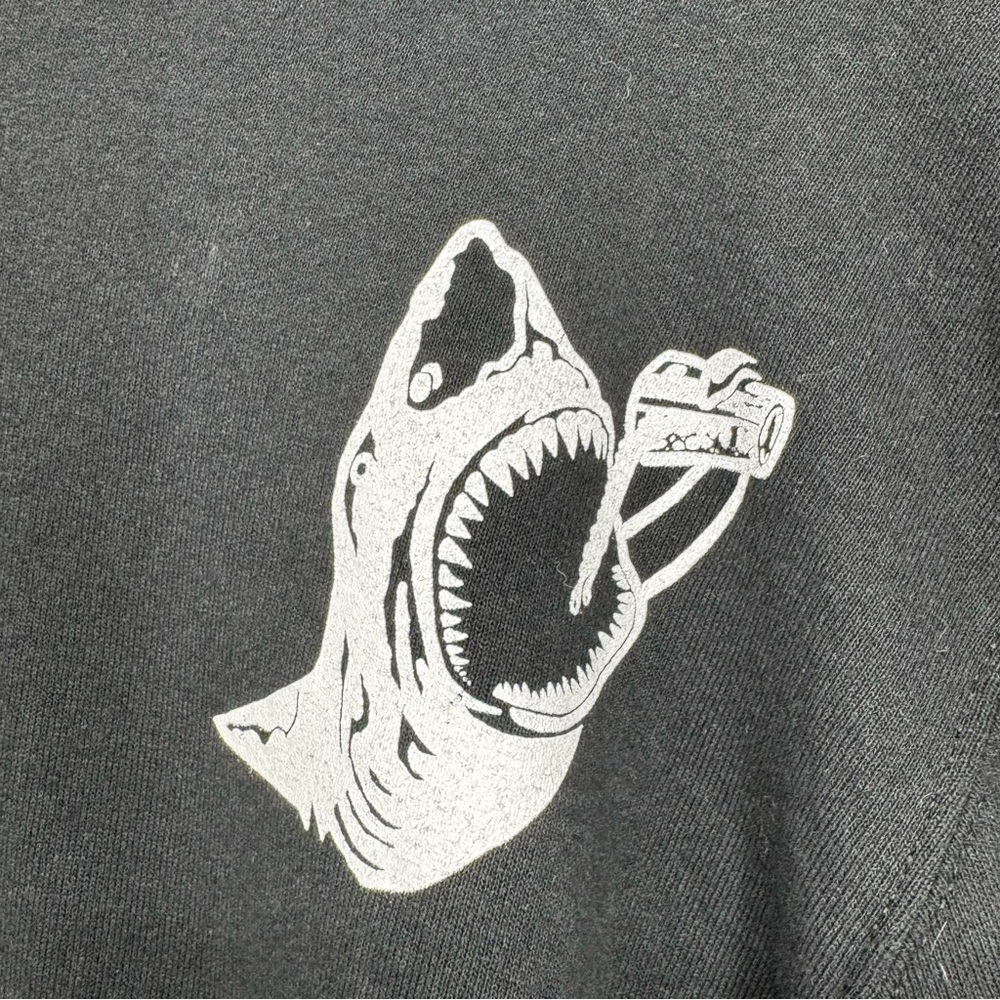 Men’s Russell Athletic XL Black Cotton Crying/Polyester Hoodie Shark Drinking - Picture 2 of 6